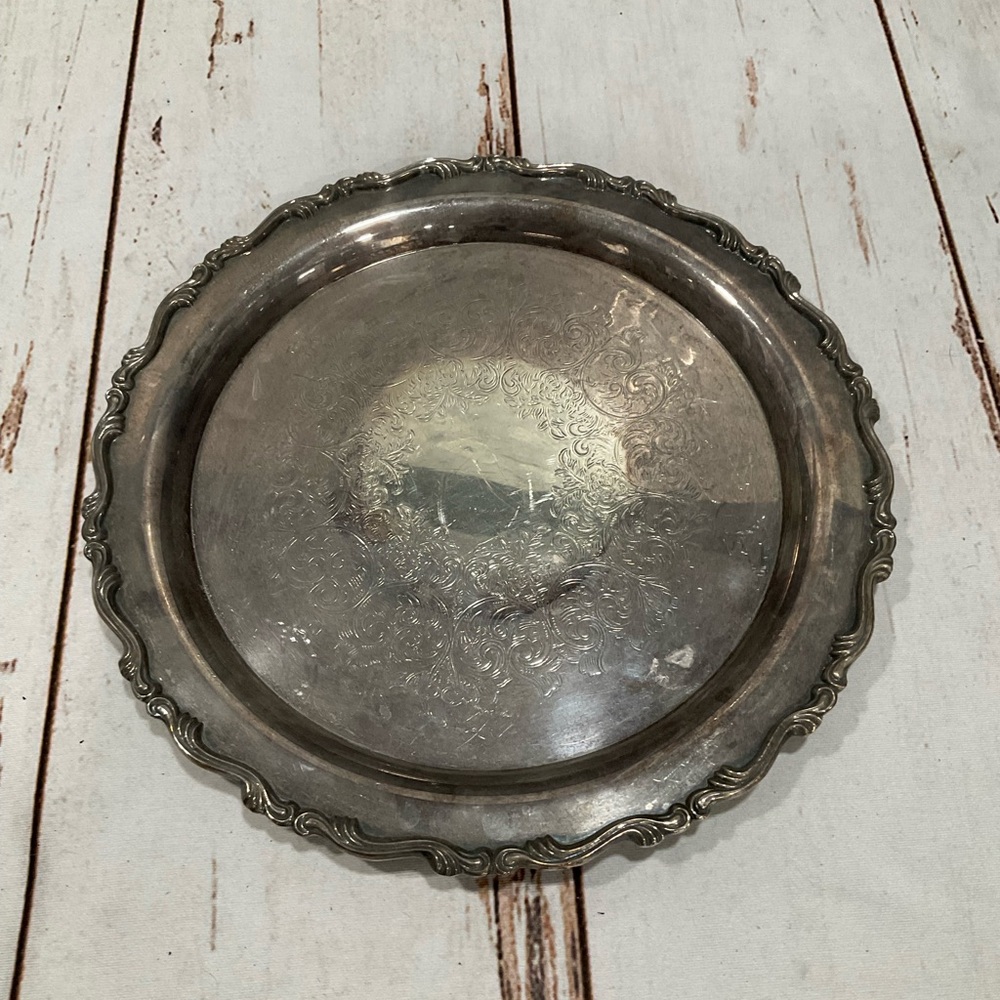 VINTAGE ONEIDA SILVER‎ PLATED ROUND SERVING TRAY